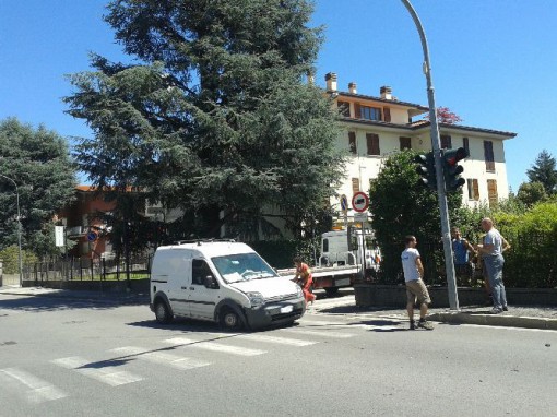 Erba incidente via Battisti luglio 2013 (5)