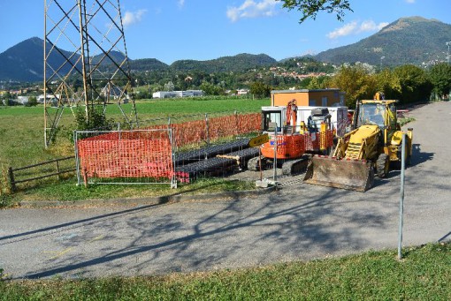 Lambrone strada chiusa Erba agosto 2013 lavori (6)