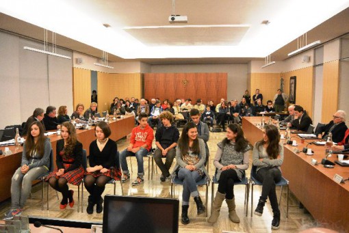 Erba, premiazione alunni scuole medie, novembre 2013 (1)