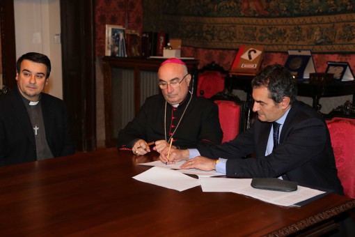 Firma convenzione tra universita insubria di como e diocesi di como dicembre 2013 (2)