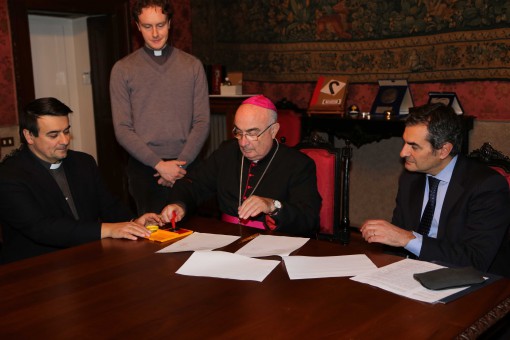 Firma convenzione tra universita insubria di como e diocesi di como dicembre 2013 (3)