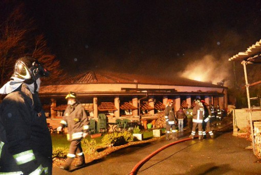 Incendio Ghisallino Magreglio dicembre 2013 (2)