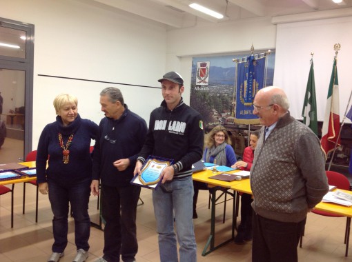Luca Molteni triathlon Albavilla premiazione sportivi