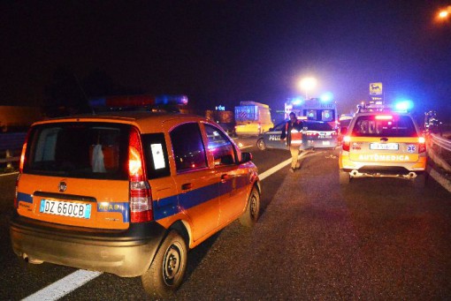 Incidente Molteno auto contro guard rail gennaio 2014 (11)