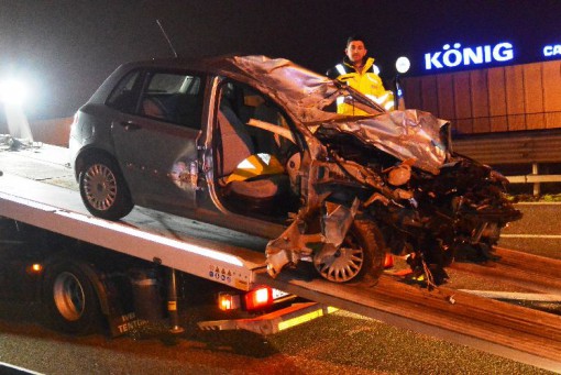 Incidente Molteno auto contro guard rail gennaio 2014 (26)