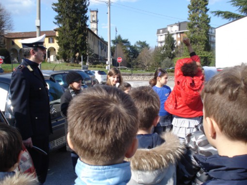 Corso educazione stradale scuola Lambrugo marzo 2014 (5)