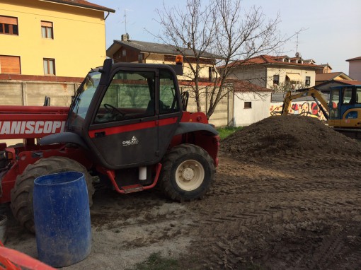 Lavori scuola Ponte Lambro aprile 2014 (3)