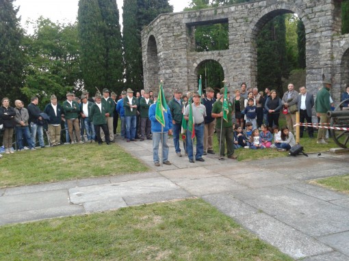 Alpini e scuola di Crevenna adottiamo un caduto maggio 2014 (10)