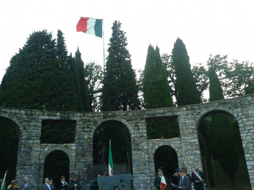 Alpini e scuola di Crevenna adottiamo un caduto maggio 2014 (3)