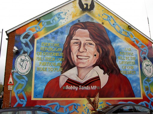 Bobby_sands_mural_in_belfast320