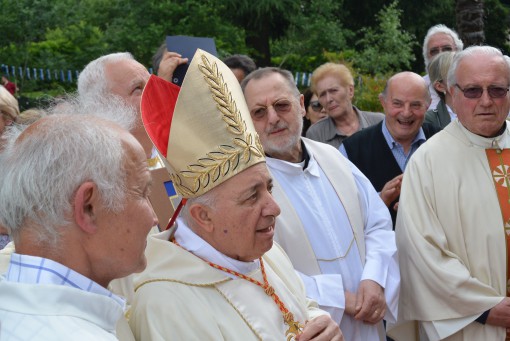 Cardinal Dionigi Tettamanzi inaugura il centro di Radio Mater di Albavilla maggio 2014 (10)