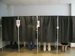 Elezioni cabine elettorali