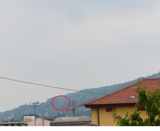 Fiamme bosco Albavilla maggio 2014