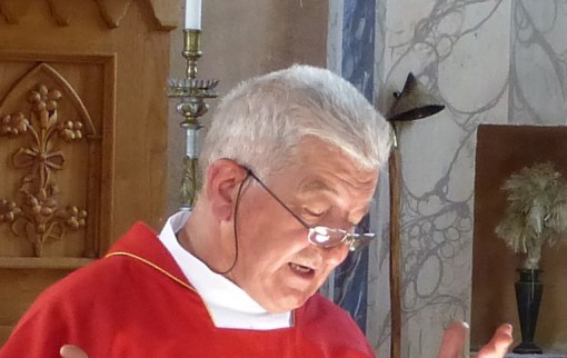 Don Angelo Gervasoni Castelmarte Proserpio 50° giugno 2014 evidenza