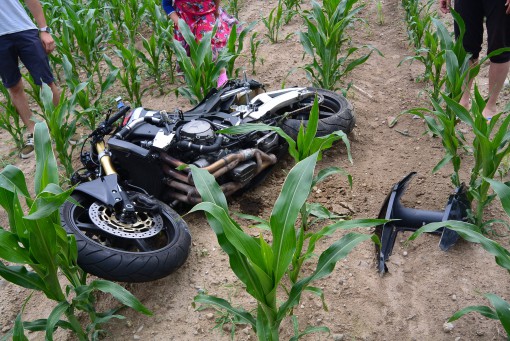 Incidente Lurago moto caduta giugno 2014 (4)