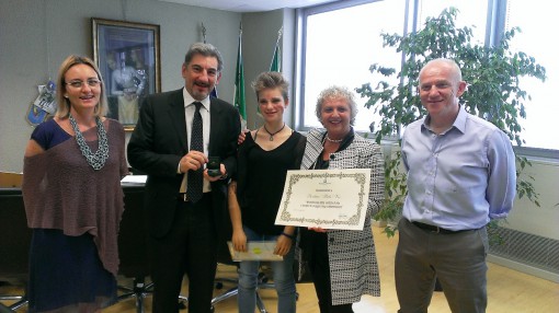 Premiazione Bebe Vio con il presidente Catteneo giugno 2014
