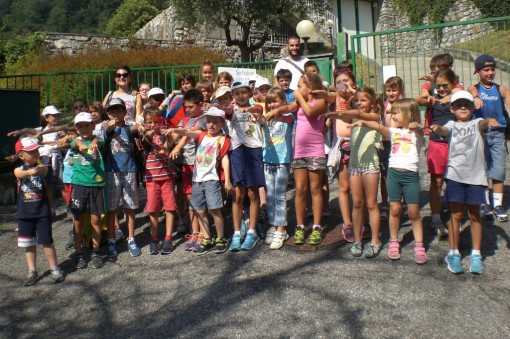 Bambini in visita all'acquedotto Erba scuola San Vincenzo luglio 2014 (6)