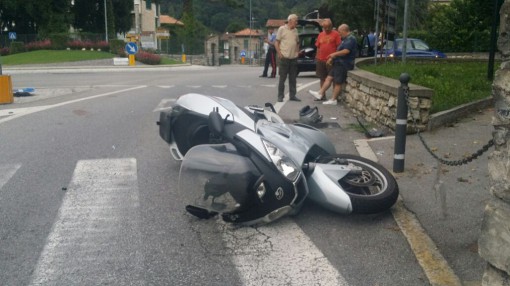 albavilla, incidente via brianza auto moto agosto 2014 (5)