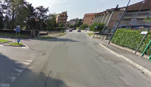 Rotonda via Marconi-Leopardi-Volontari della Liberta Erba novembre 2014