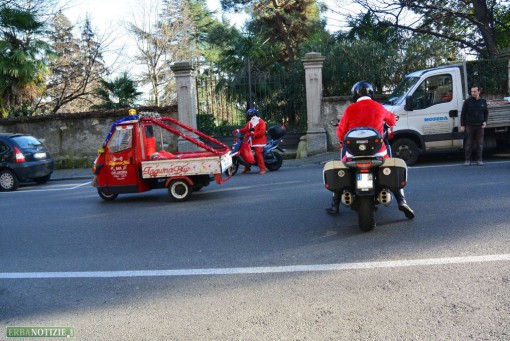 Babbo Natale Moto Club Erba dicembre 2014 (10)