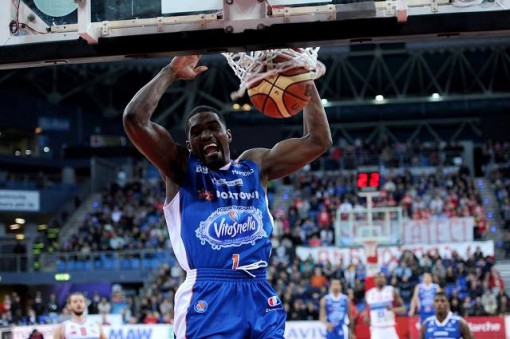 Cantù basket Acquavitasnella gennaio 2015 (4)