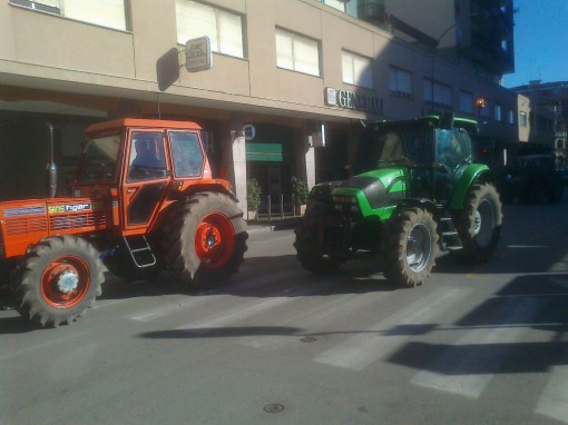 Raduno trattori Ponte Lambro Erba 2015 (7)