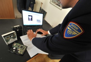 Como, tentativo di truffa da 200 mila euro sventato dalla polizia ... Polizia como