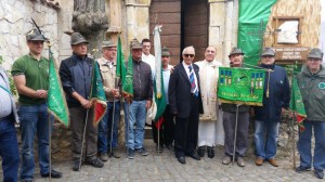 Inverigo_alpini_don_carlo_gnocchi_monumento_LAquila