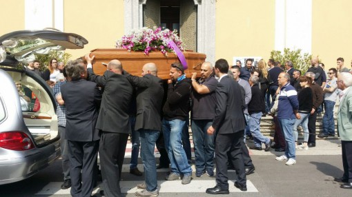 funerali Fabio paonessa, albavilla, maggio 2015 (6)