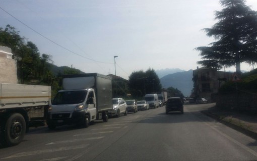 tir in panne cesana brianza, maggio 2015 (2)