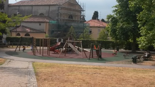 erba_parco giochi_majnoni (1)