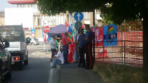 presidio sindacati infortunio sul lavoro erba, cantiere iperal, luglio 2015 (6)