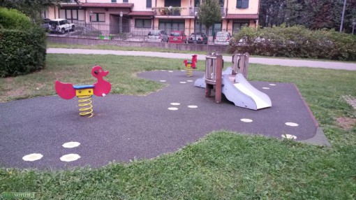pontelambro_parco_giochi_2015 (11)