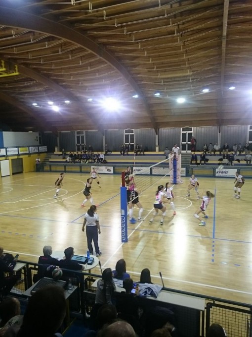 ragazze vincono secondo set a trecate