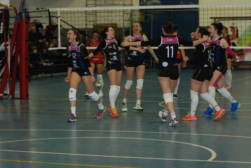 albese vince terzo set con mondovì