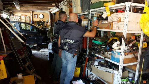 sequestro-officina-meccanica-abusiva-varese