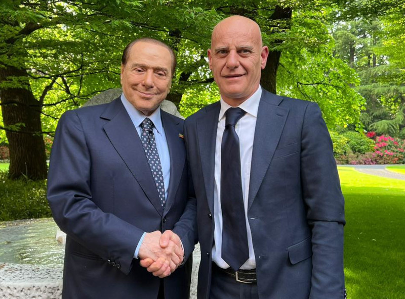 Berlusconi caprani
