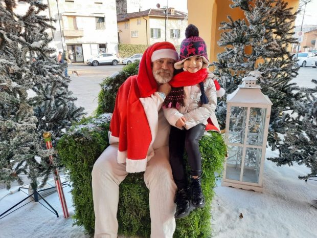 festa natale piazza mercato comitato genitori puecher