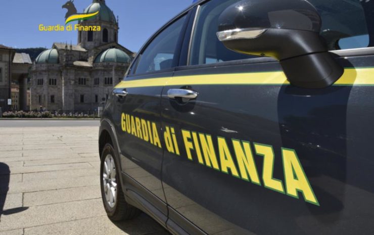 guardia di finanza como