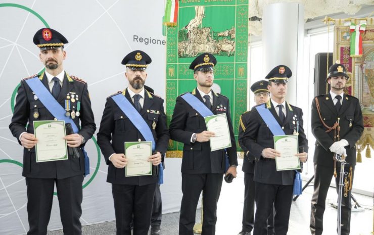 agenti polizia locale cantù premiati san sebastiano 2023