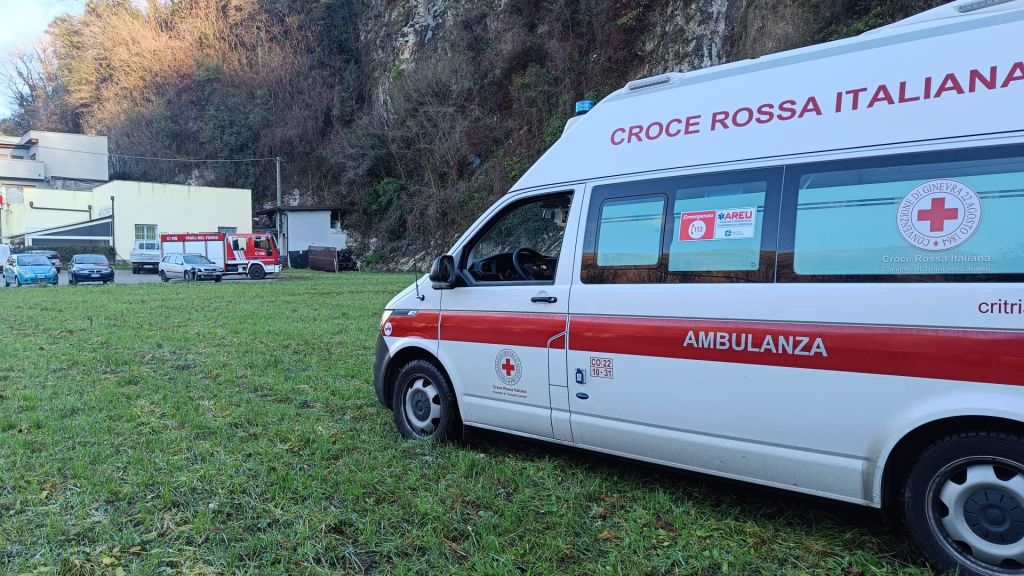 ambulanza asso vigili del fuoco