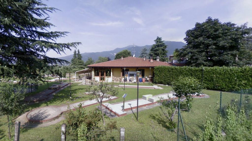 Il complesso del minigolf di via Parini