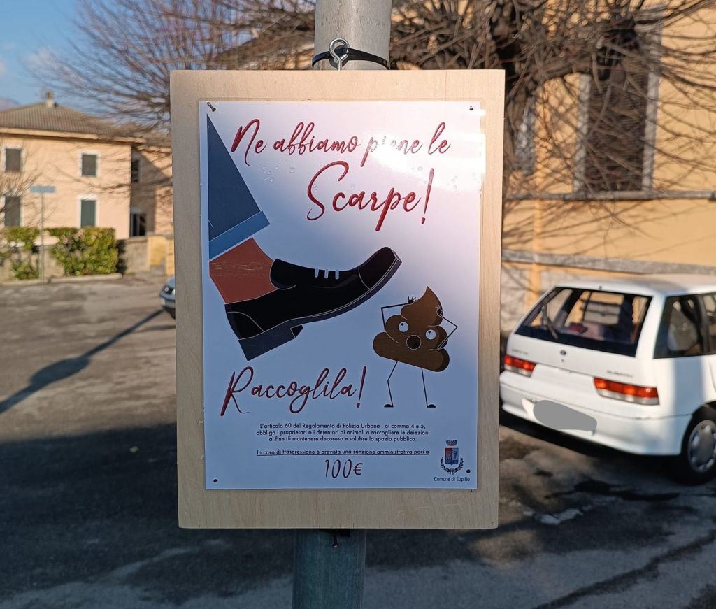 cartello raccolta deiezioni cani eupilio