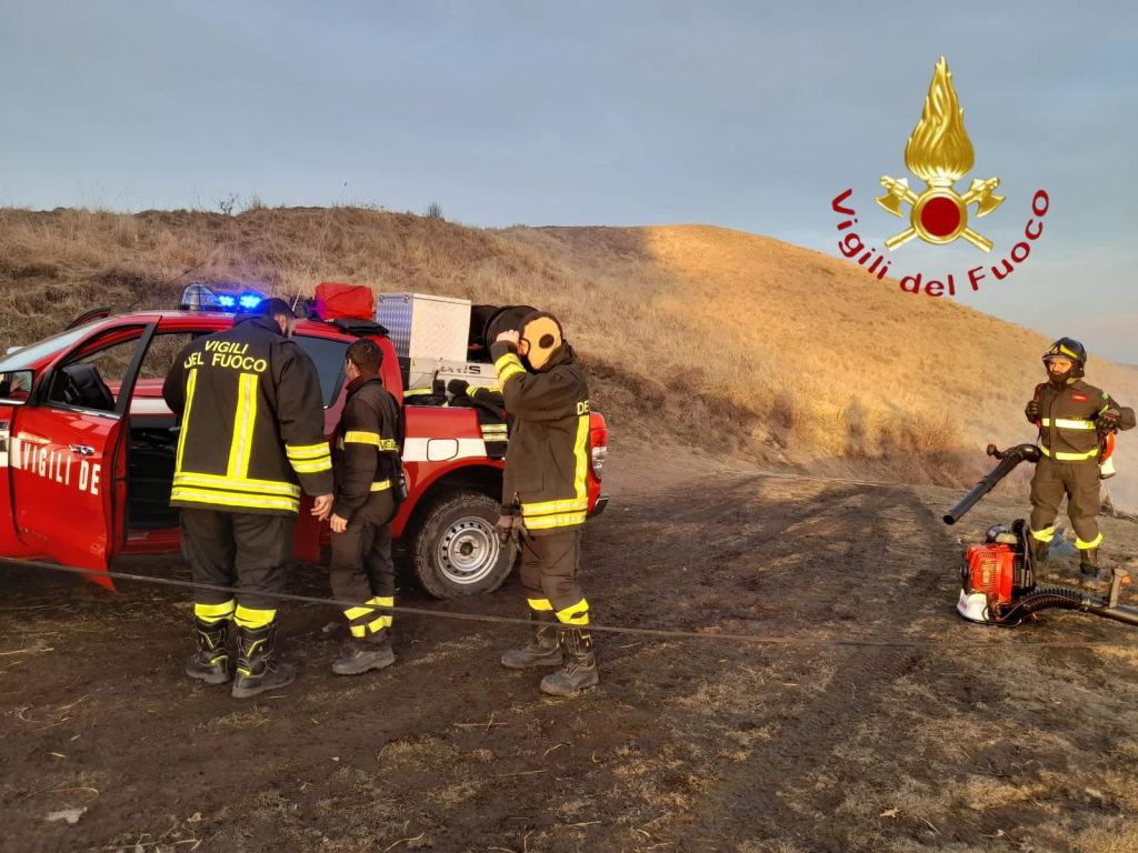 Incendio Bollettone Vigili del Fuoco