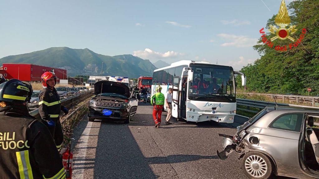 incidente SS36 autobus