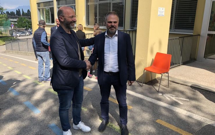 Davide Colombo (in foto con l'ex sindaco Bassani) è il nuovo sindaco di Lurago
