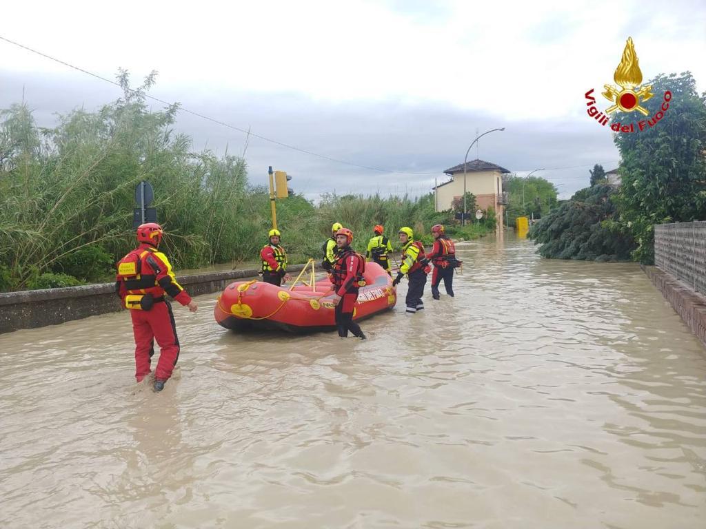 vigili del fuoco emilia romagna