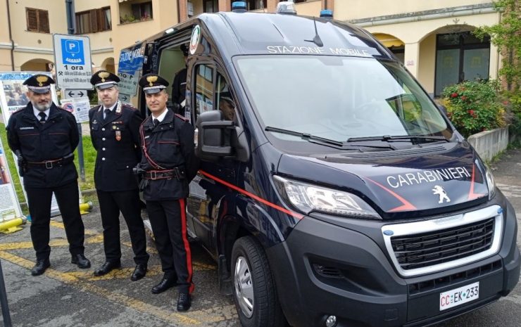 Carabinieri Cantù