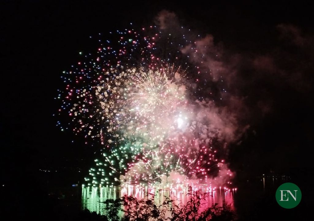 Pusiano Fuochi Artificio Festa madonna della neve 