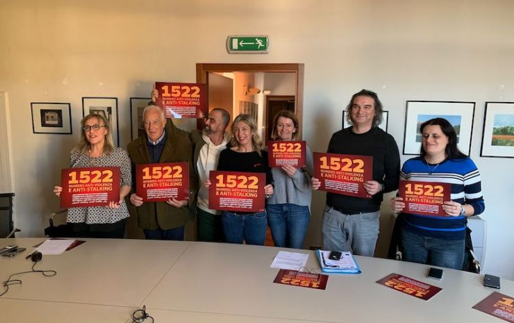 1522 antiviolenza